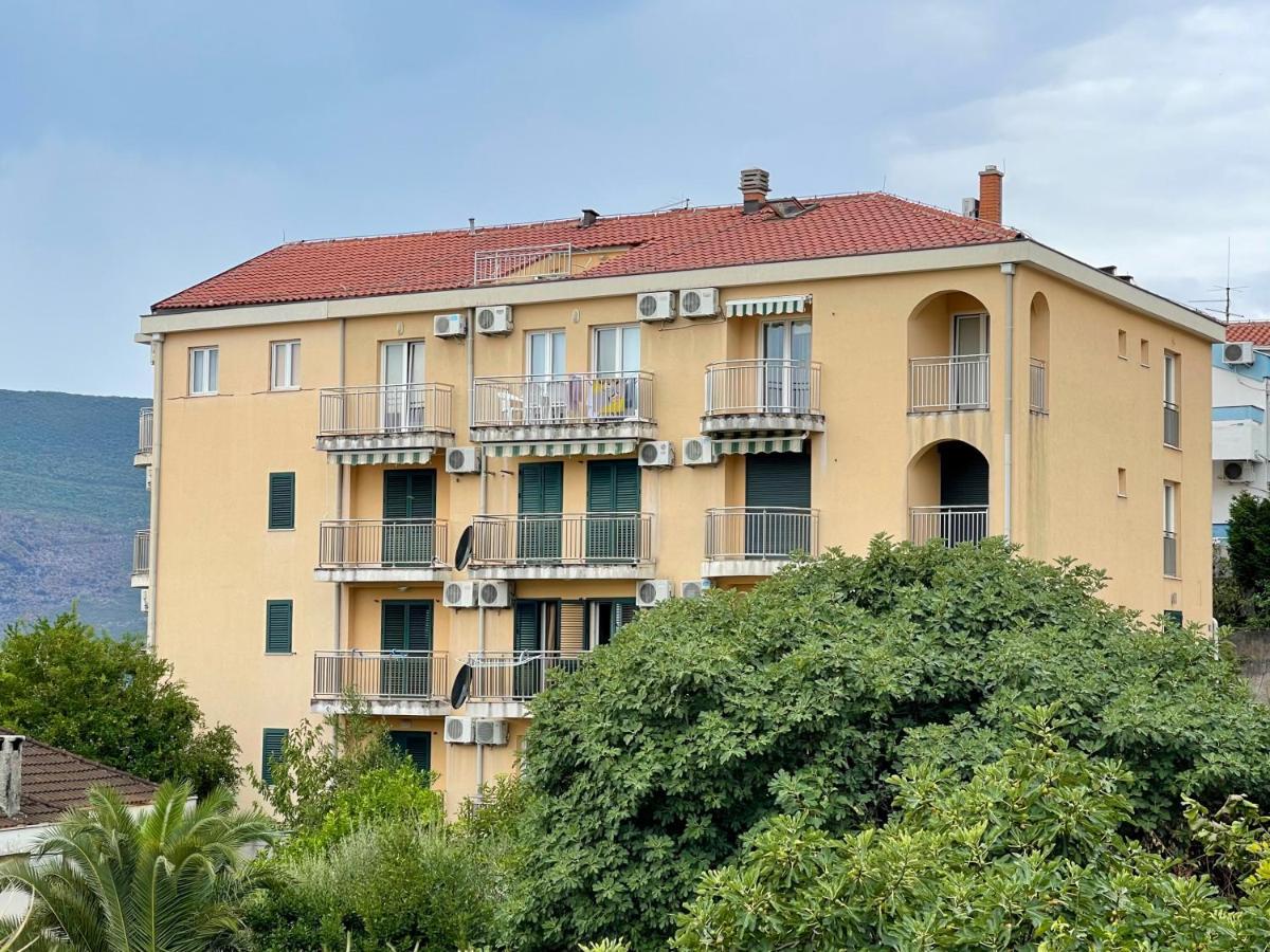 Apartments Milano Herceg Novi Exterior photo